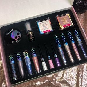 💀Wet n Wild Goth o Graphic Box Set Limited Rare